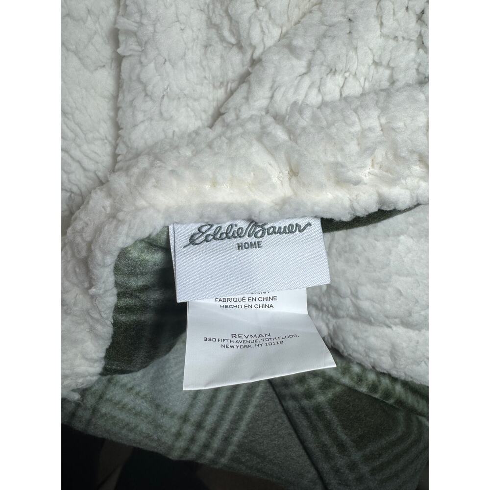 Eddie Bauer Green White Plaid Brushed Fleece Throw Blanket with Sherpa Reverse - Picture 3 of 5